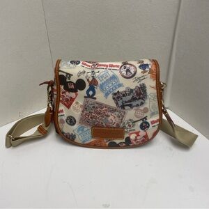 Disney World Dooney And Bourke 40th Anniversary Messenger Bag Crossbody Purse